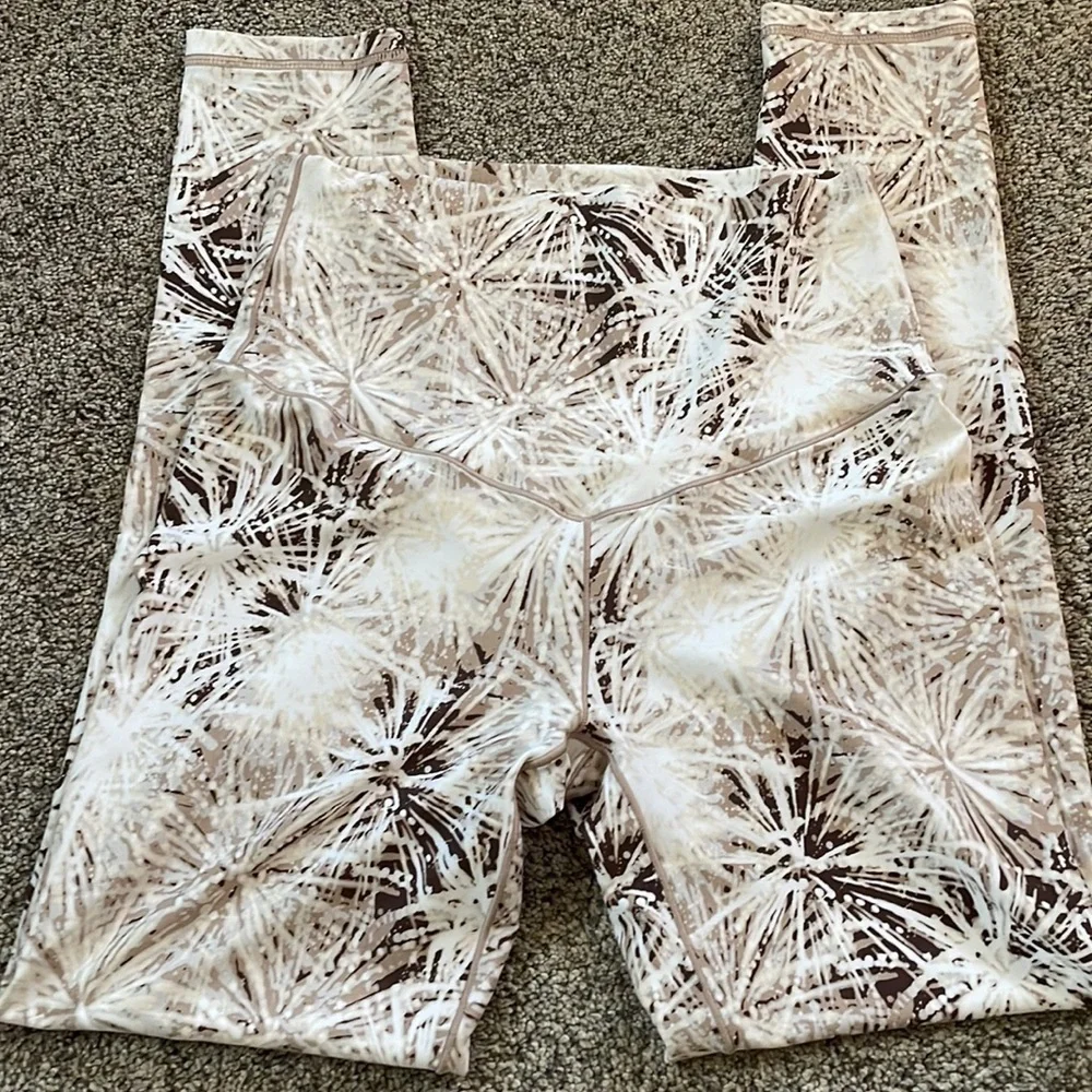 Aerie brown tan printed leggings medium